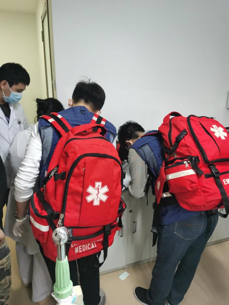 呼吸衰竭寶寶高鐵轉運