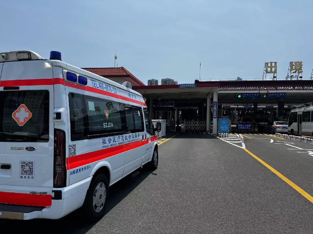 為何深圳廣州東莞救護車出租可以提供高效服務？如何聯系靠譜公司？